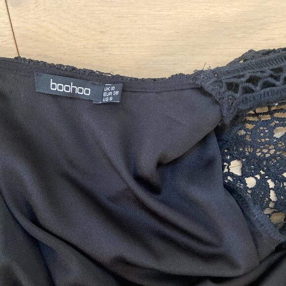 Bohemian Black Lace Shrug with Long Flared Sleeves - Picture 4 of 4